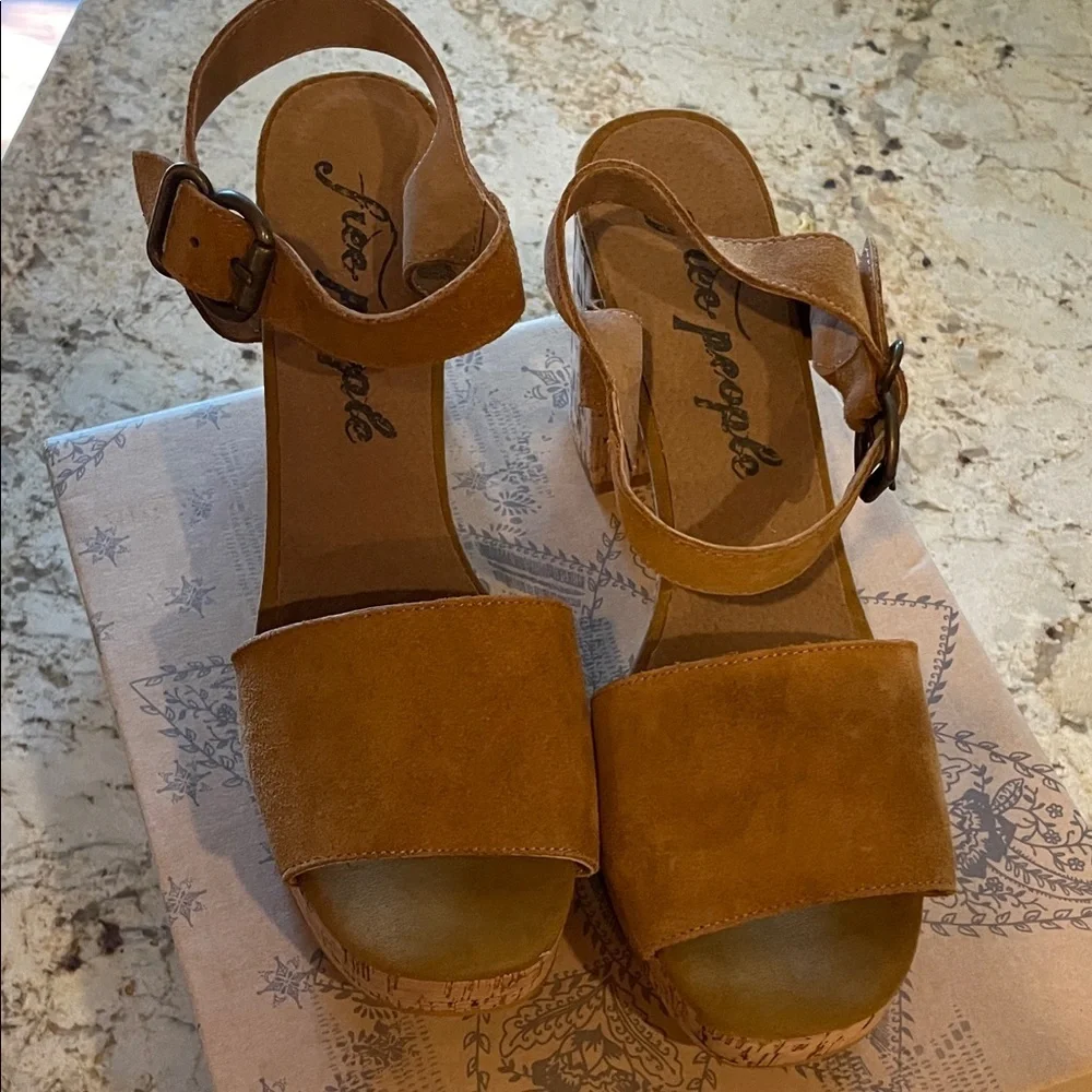 Free People Brooke platform - Picture 2 of 4